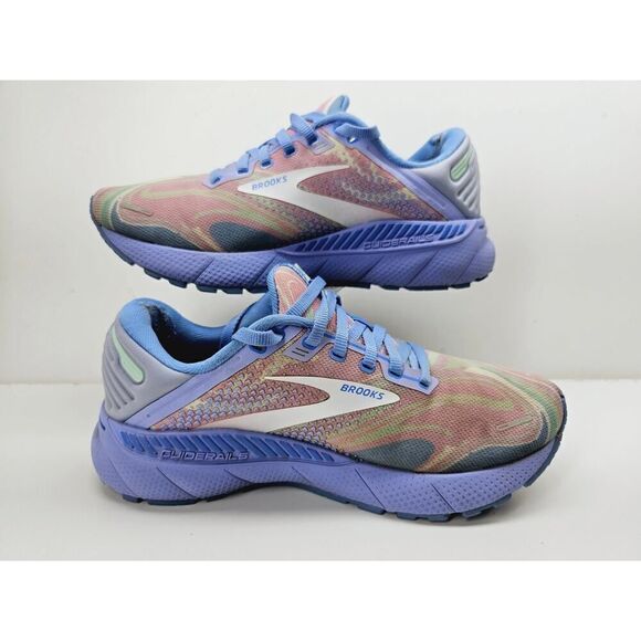 Brooks Women\'s Size 8.5 Comfy Footwear main image 11